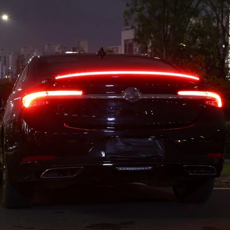 Alerón Lip Spoiler Maleta Con Luz Freno Secuencial Auto Tuni