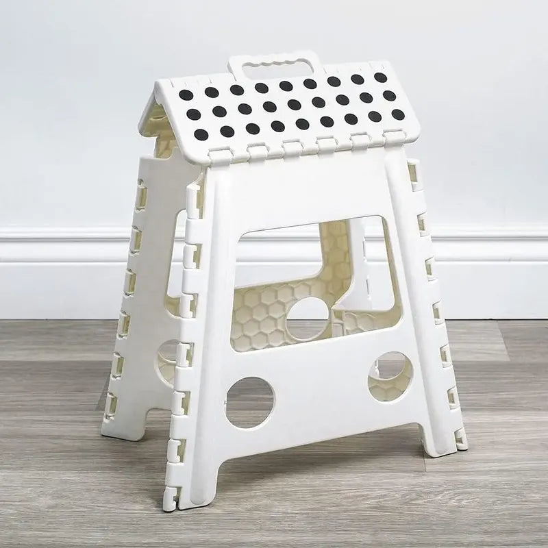 Taburete Plagable Banquito Pórtatil Piso Escala 22*29*39cm Acabado De La Estructura Puntos Color Blanco